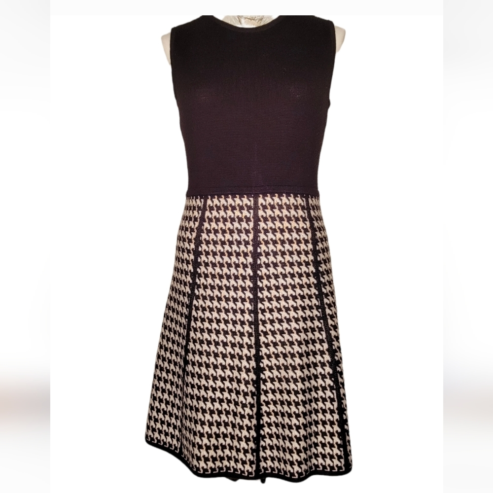 VINTAGE Women's Calvin Klein Sleeveless Knit Dress sz Medium Petite - Picture 10 of 10
